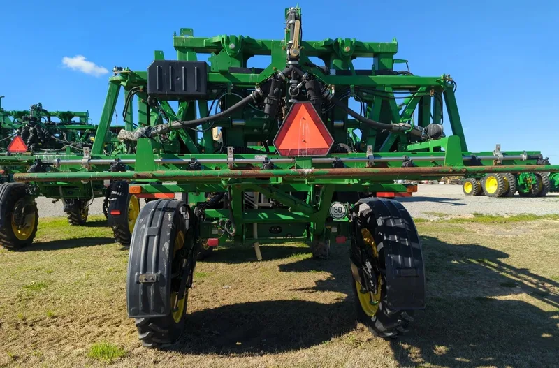 2014 John Deere R4030 — photo de l’annonce 4