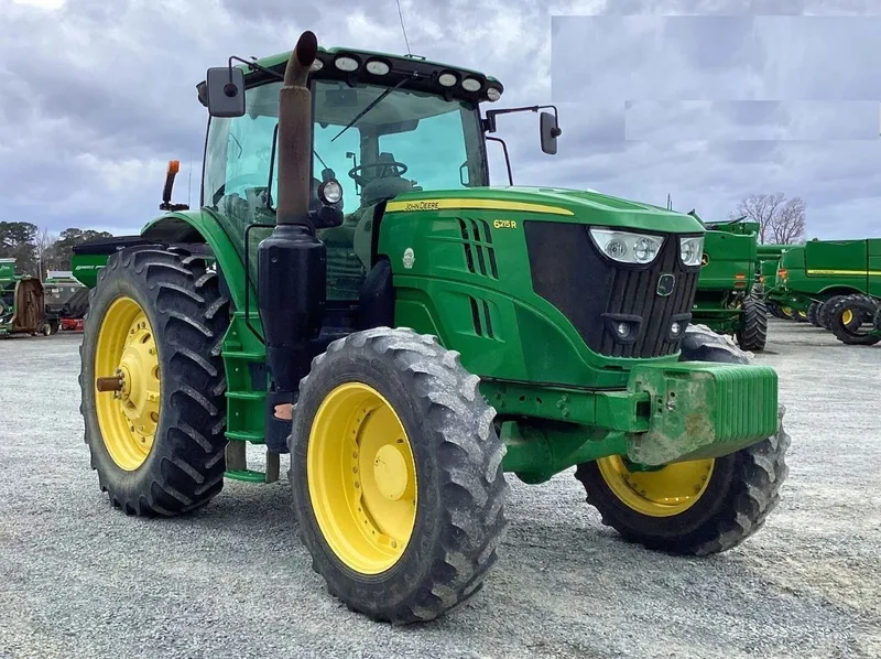 2015 John Deere 6215R — photo de l’annonce 1