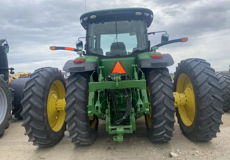 2015 John Deere 8295R — listing photo 3