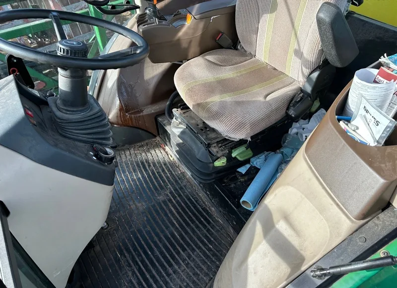 2013 John Deere 4630 — listing photo 6