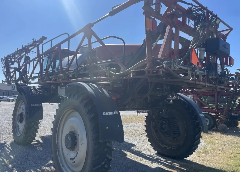 2014 Case IH 3230 — listing photo 2