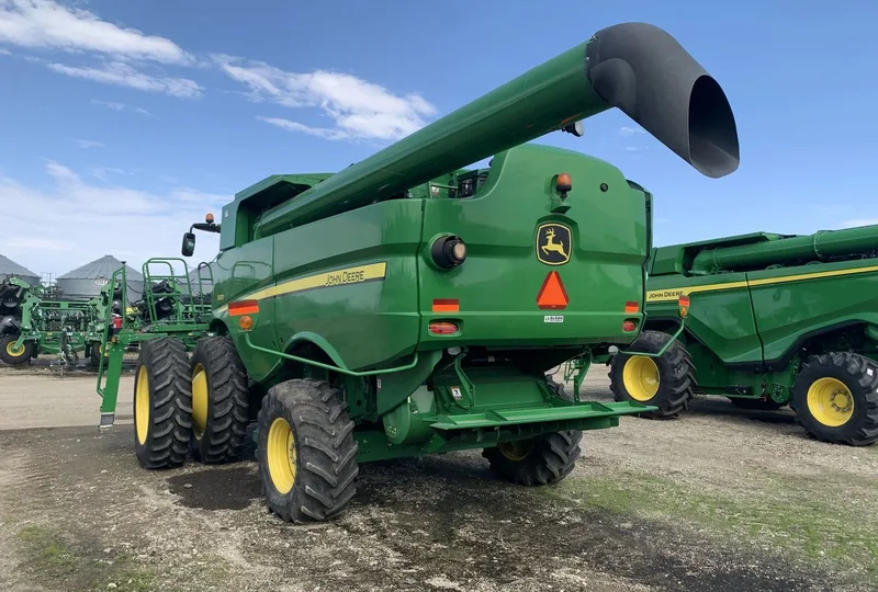 2013 John Deere S670 — photo de l’annonce 2