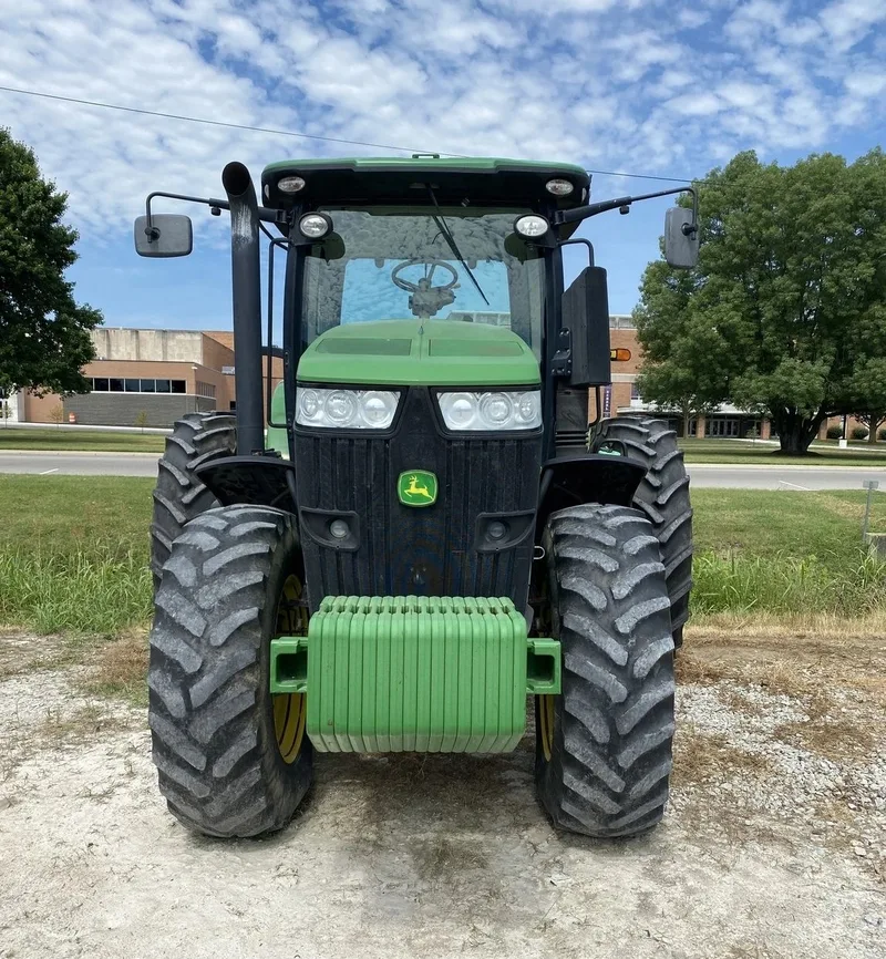 2011 John Deere 7200R — listing photo 3