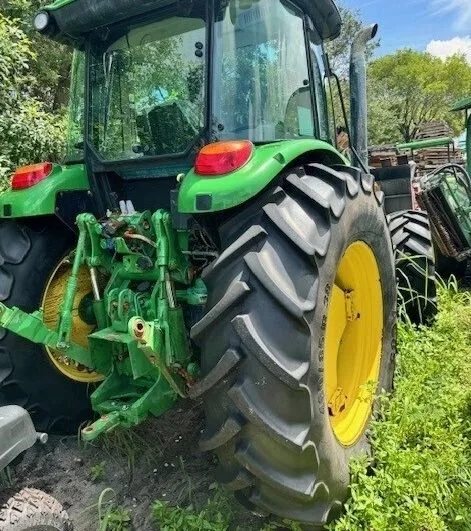 2021 John Deere 6135E (1) — listing photo 4