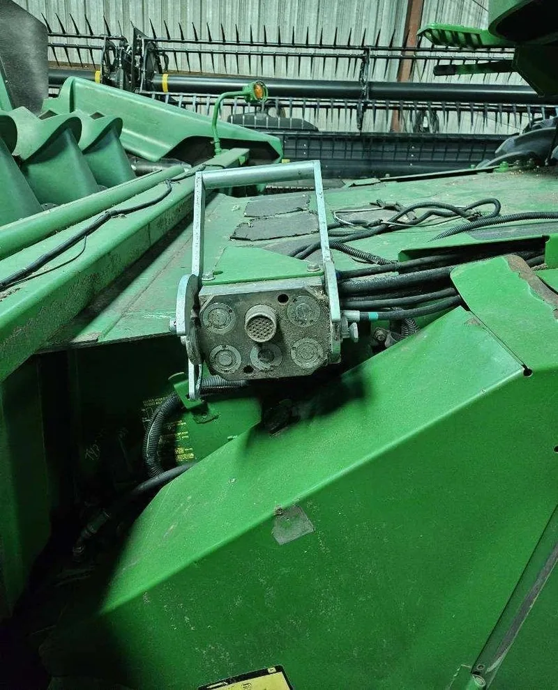 2001 John Deere 9750 STS — listing photo 4