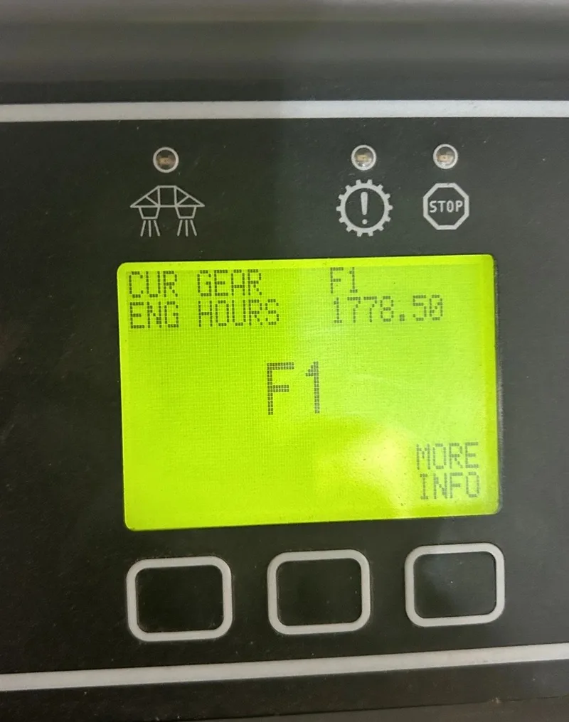 2010 Ag-Chem RoGator 1184 — listing photo 8