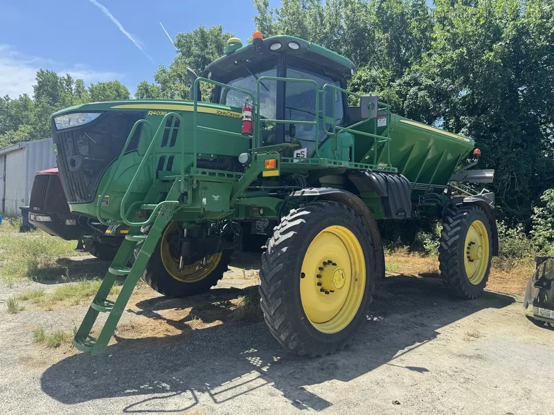2015 John Deere R4038 — photo de l’annonce 1