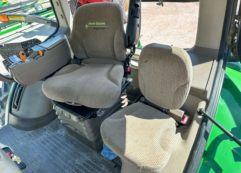 2013 John Deere 8260R — photo de l’annonce 8