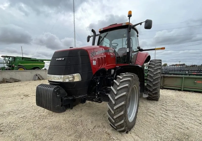2014 Case IH MAGNUM 225CVT — listing photo 2