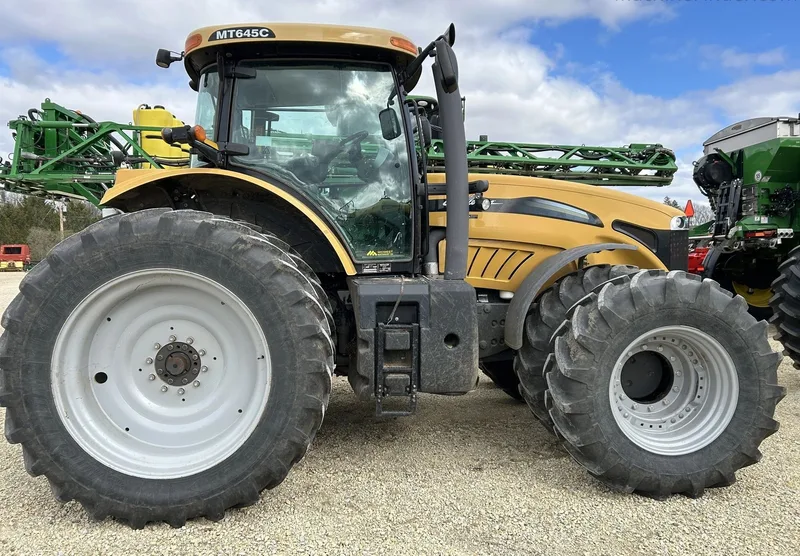 2010 Challenger MT645C — photo de l’annonce 4
