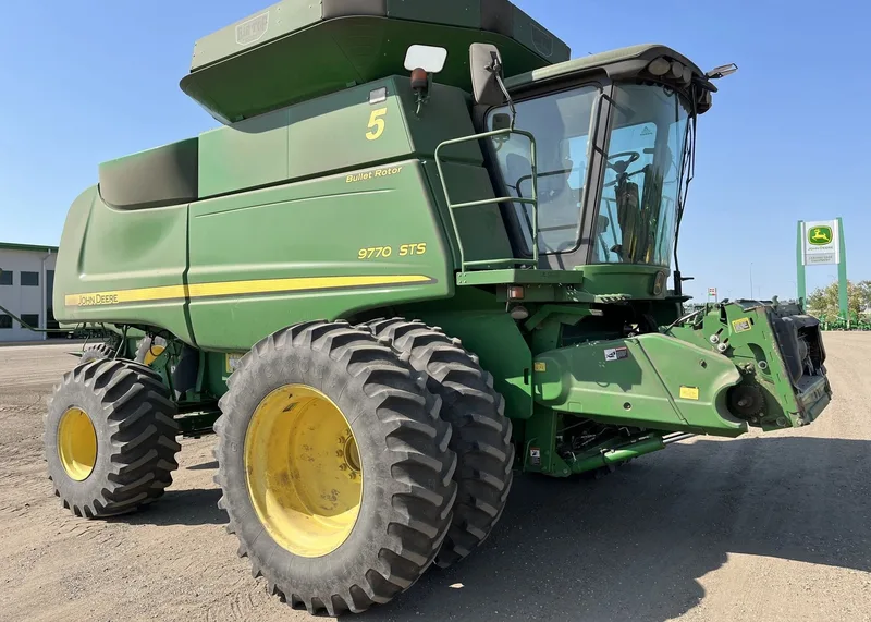 2010 John Deere 9770 STS (1) — photo de l’annonce 1