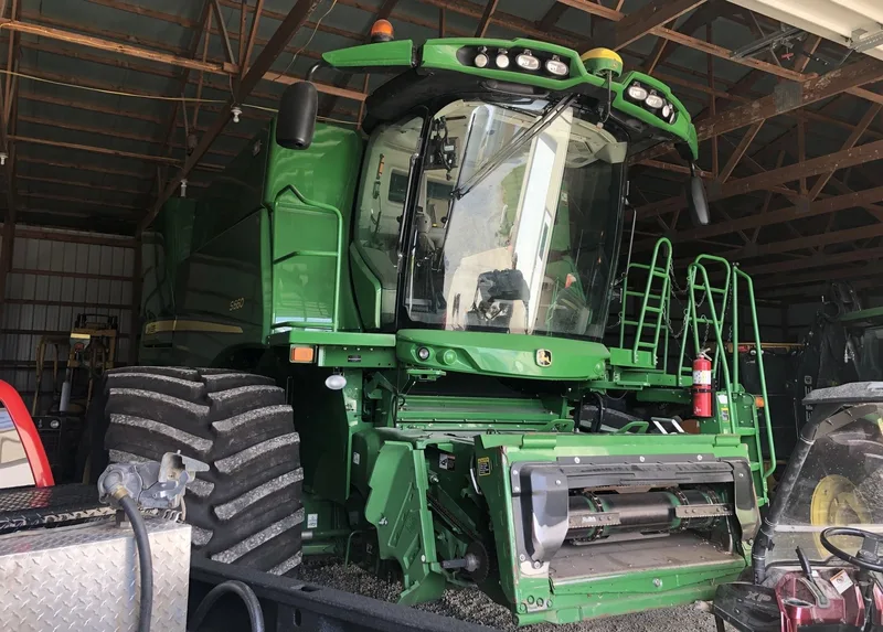 2017 John Deere S660 — listing photo 5