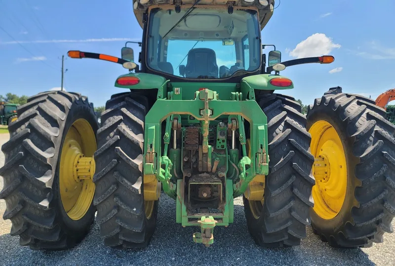 2013 John Deere 8310R — listing photo 6