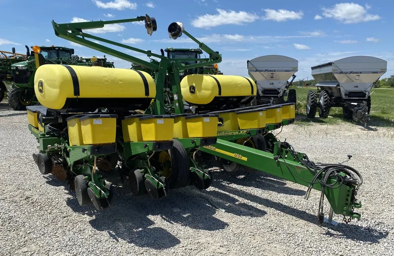 2009 John Deere 1760 — photo de l’annonce 1