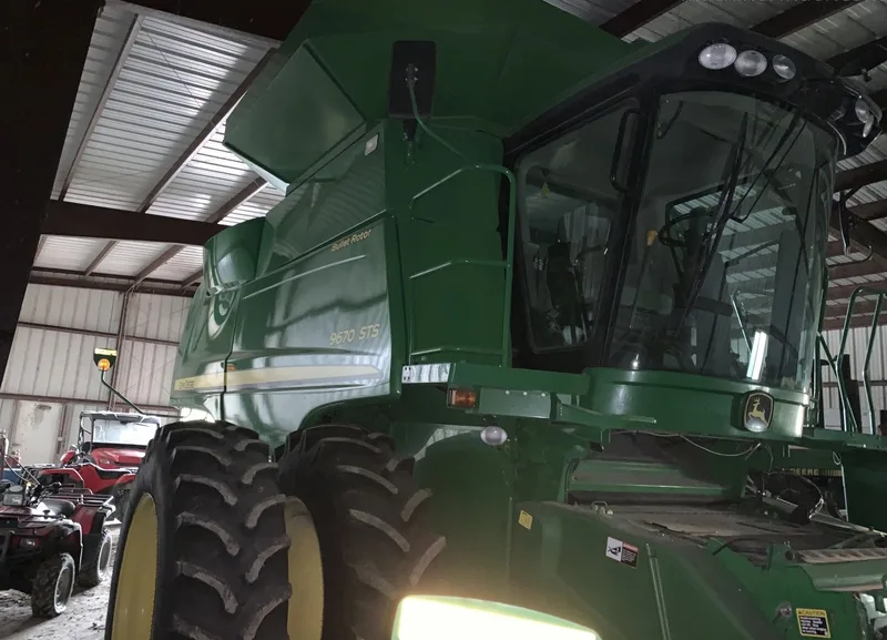 2010 John Deere 9670 STS (3) — listing photo 8