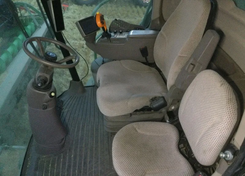 2012 John Deere S670 (2) — photo de l’annonce 9