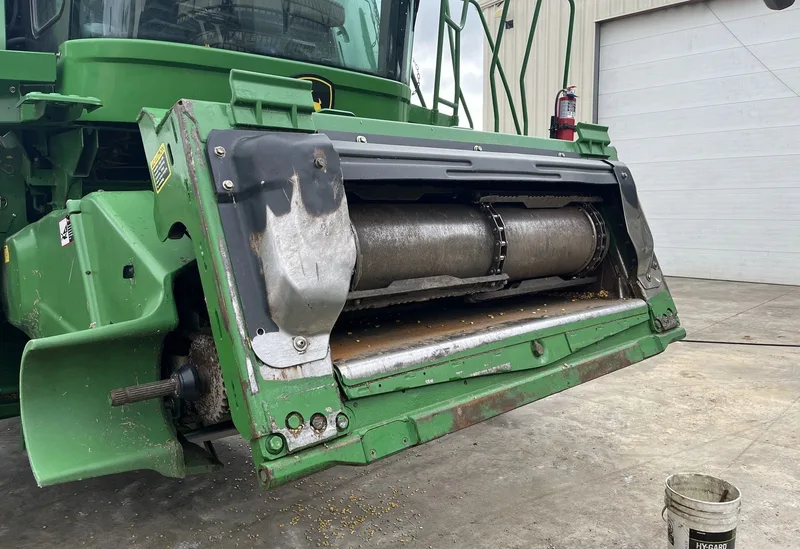 2011 John Deere 9770 STS (2) — listing photo 8