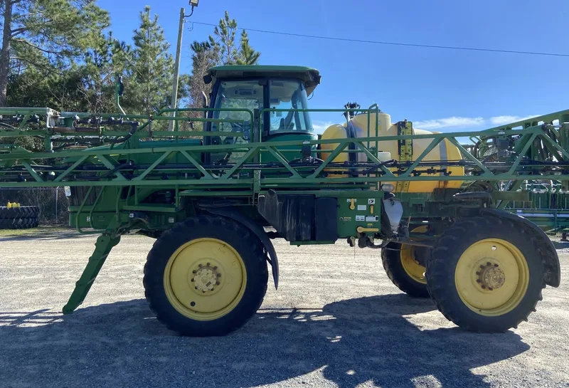 2015 John Deere 4630 — listing photo 1
