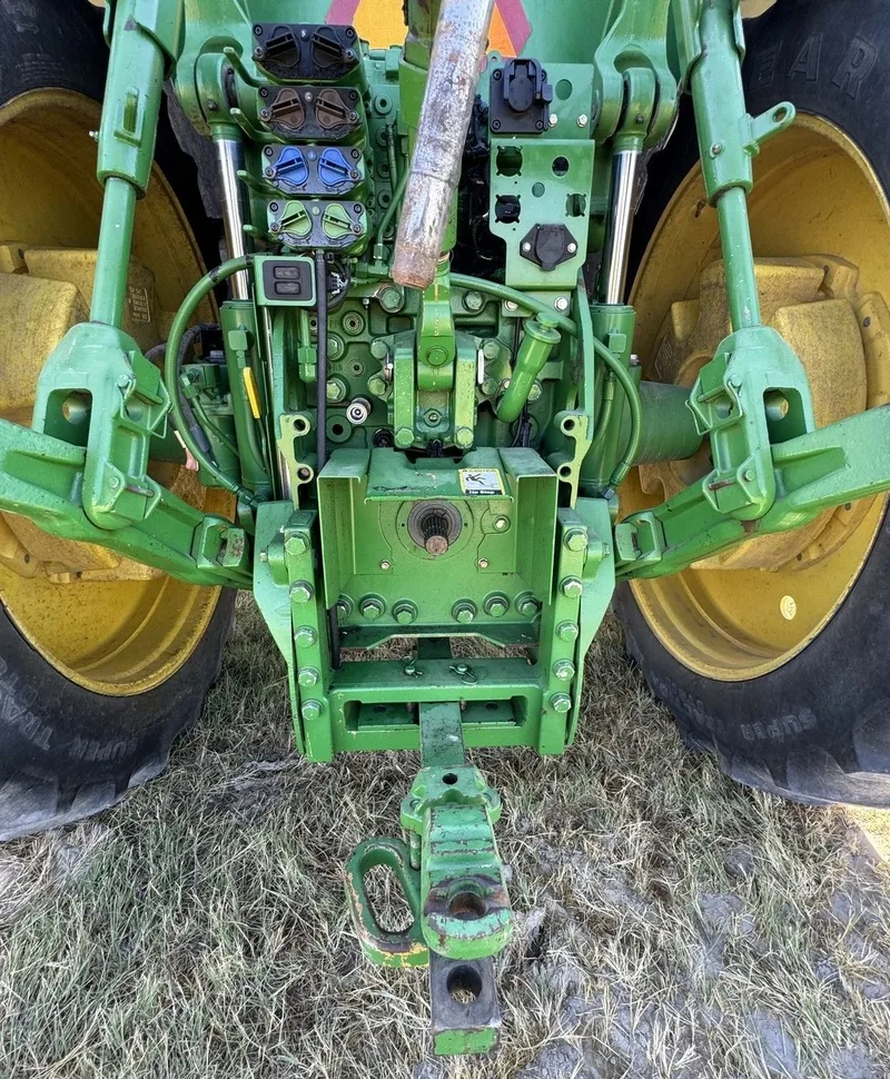 2012 John Deere 7230R (1) — listing photo 7