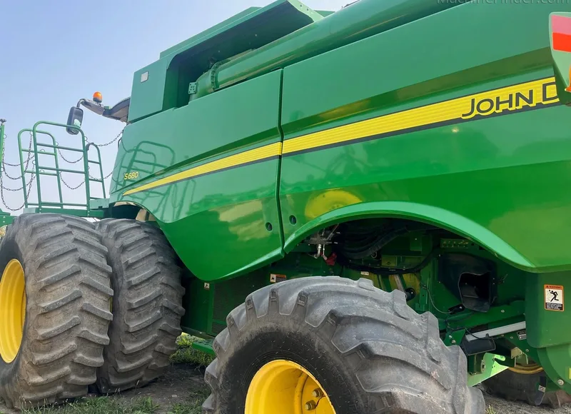 2013 John Deere S680 (2) — listing photo 7