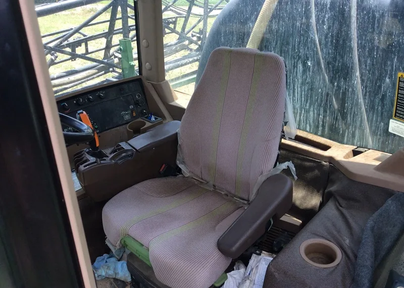 2010 John Deere 4730 — photo de l’annonce 6