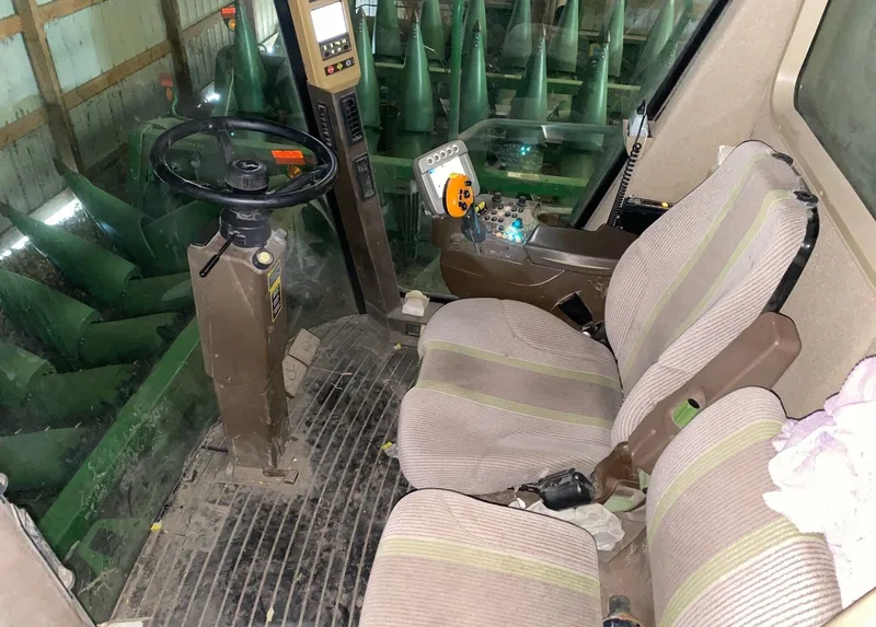 2010 John Deere 9770 STS (2) — photo de l’annonce 10