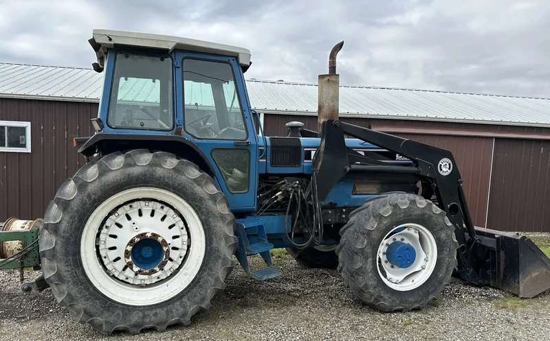 1991 Ford-New Holland 8830 — photo de l’annonce 1