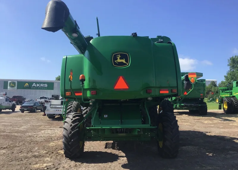 2013 John Deere S550 — listing photo 5