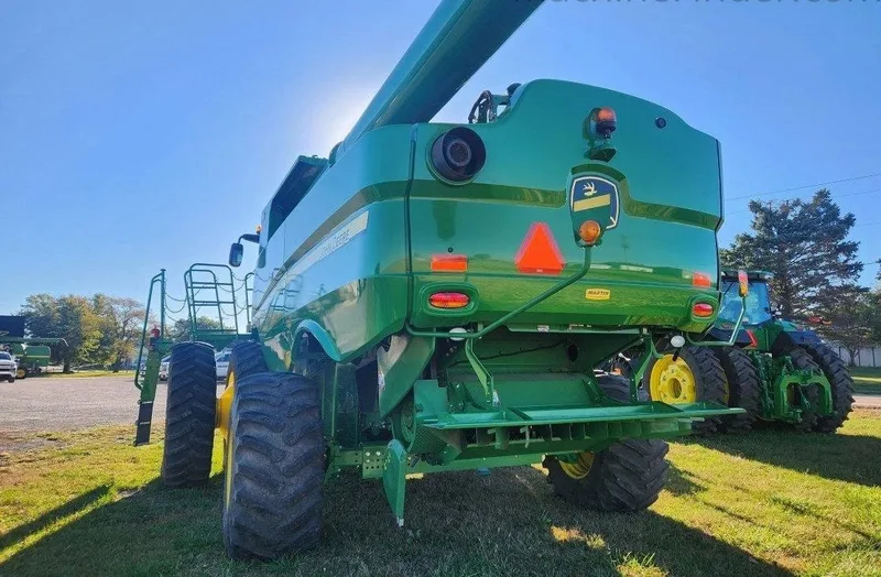 2016 John Deere S660 — listing photo 2