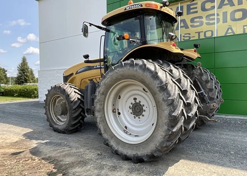 2010 Challenger MT655C — listing photo 3