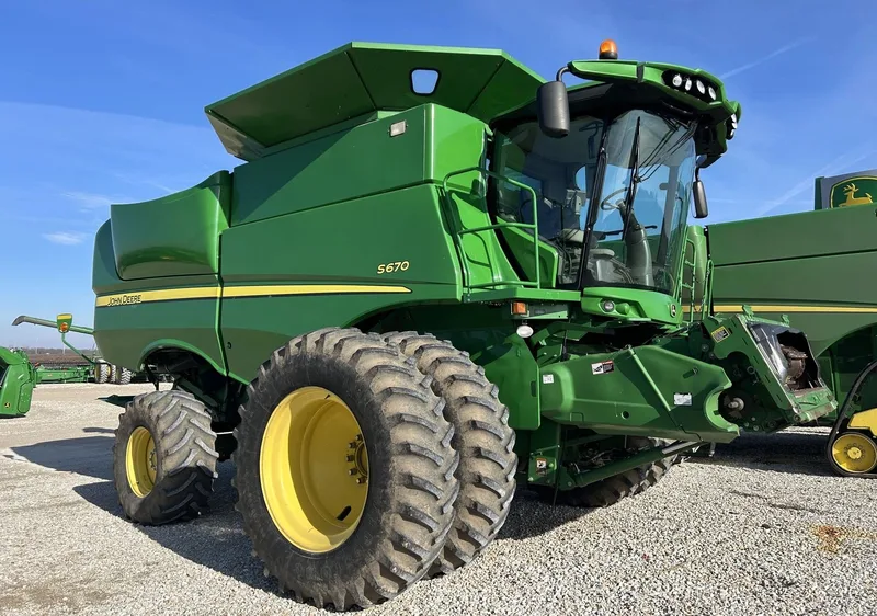 2012 John Deere S670 — photo de l’annonce 1