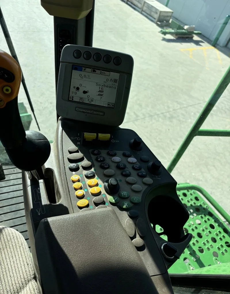 2011 John Deere 9770 STS (1) — listing photo 10