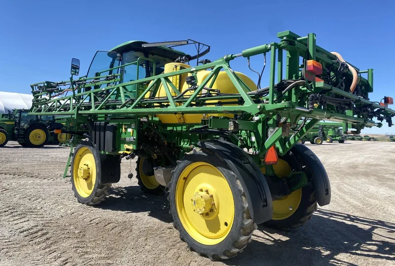 2011 John Deere 4630 (1) — listing photo 4