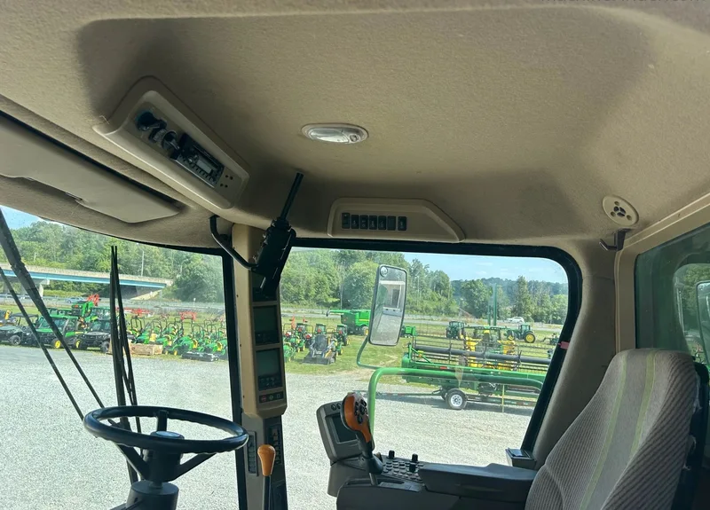 2010 John Deere 9570 STS (2) — listing photo 6