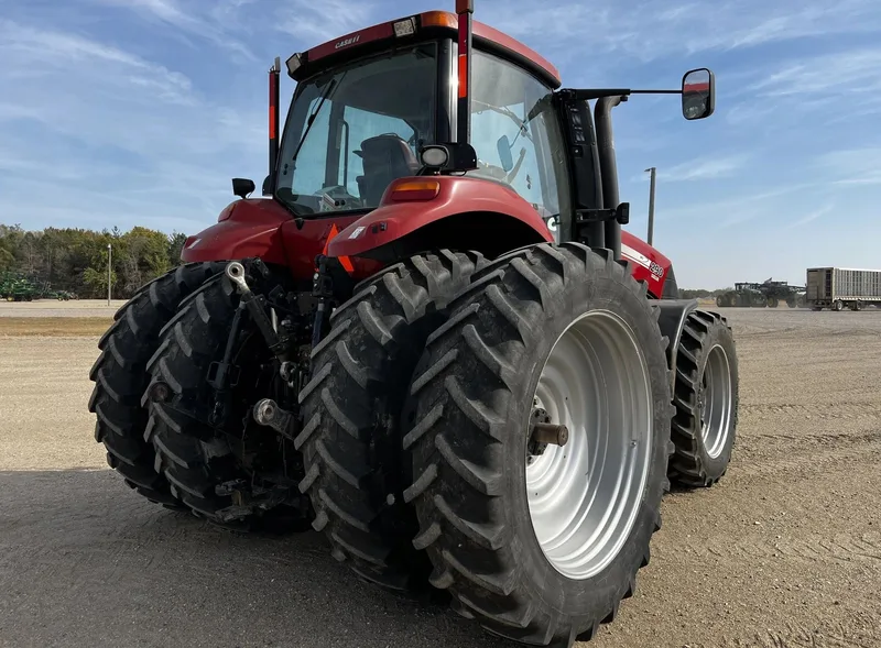 2011 Case IH Magnum 290 — listing photo 9