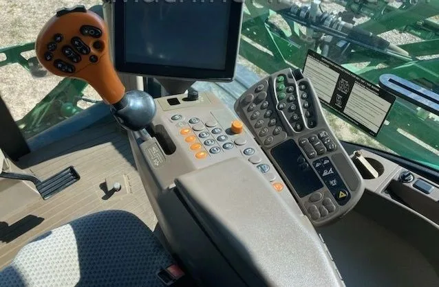2014 John Deere R4030 (1) — photo de l’annonce 8
