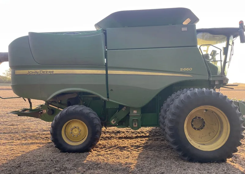 2014 John Deere S660 — listing photo 7