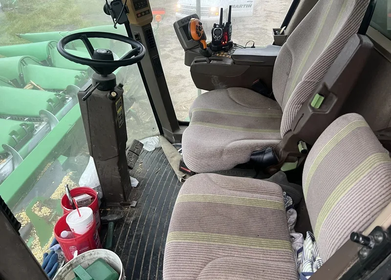 2011 John Deere 9870 STS (3) — listing photo 7