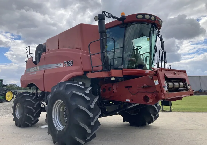 2010 Case IH 7120 — photo de l’annonce 1