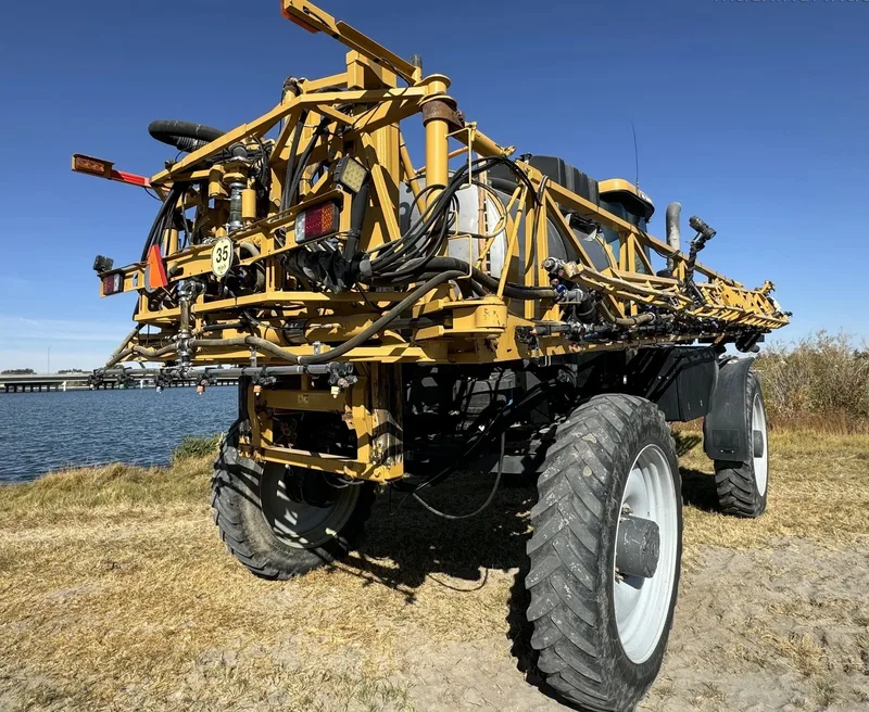 2015 RoGator RG1300B — listing photo 5