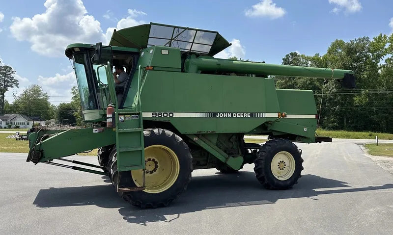 1996 John Deere 9600 (+Platform) — listing photo 1