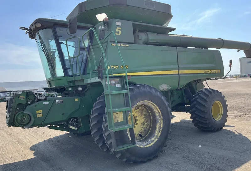 2010 John Deere 9770 STS (1) — photo de l’annonce 4