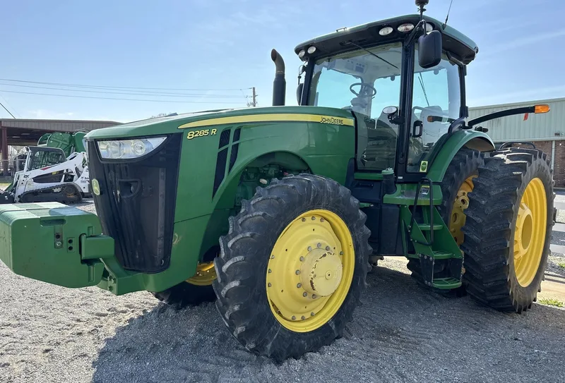 2014 John Deere 8285R — photo de l’annonce 2