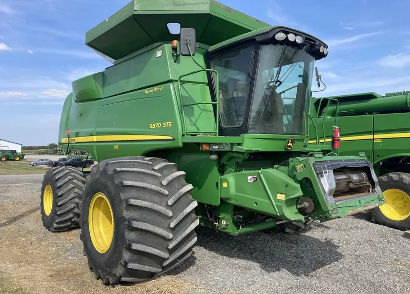 2011 John Deere 9870 STS (3) — listing photo 3