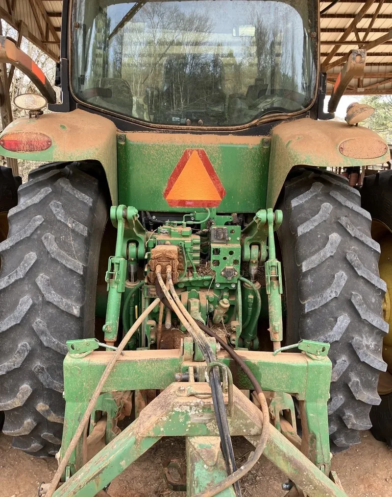 2012 John Deere 7230R — listing photo 2