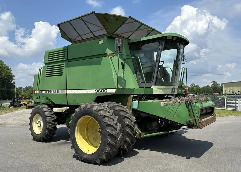 1996 John Deere 9600 (+Plateforme) — photo de l’annonce 2
