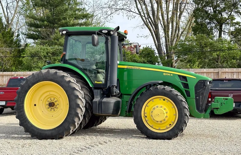 2010 John Deere 8295R (1) — listing photo 6