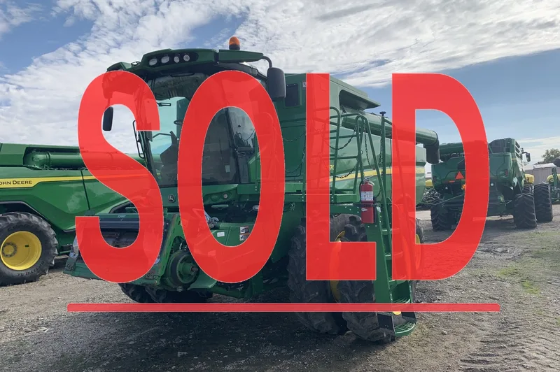 2013 John Deere S670 (3) (SOLD) — listing photo 1