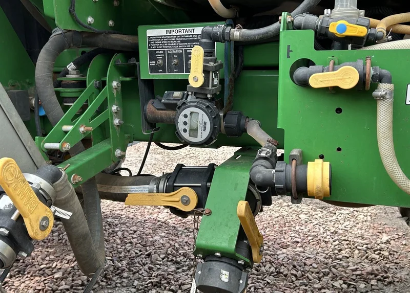 2013 John Deere 4940 — listing photo 8