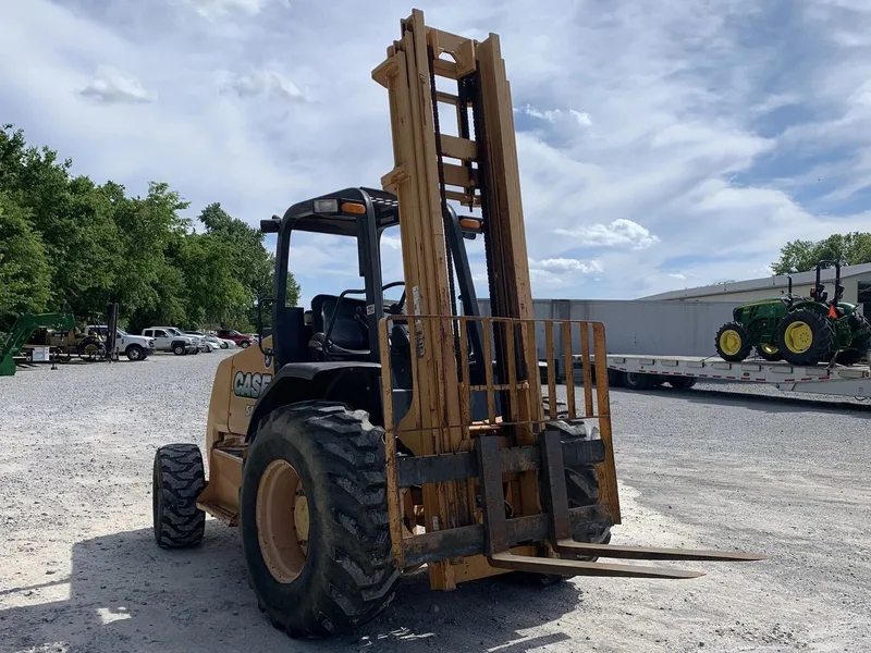 2013 Case 586H — photo de l’annonce 1